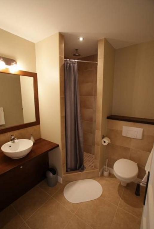 Carcassonne Guesthouse Bilik gambar