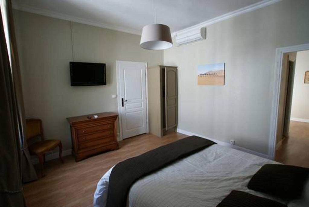 Carcassonne Guesthouse Bilik gambar