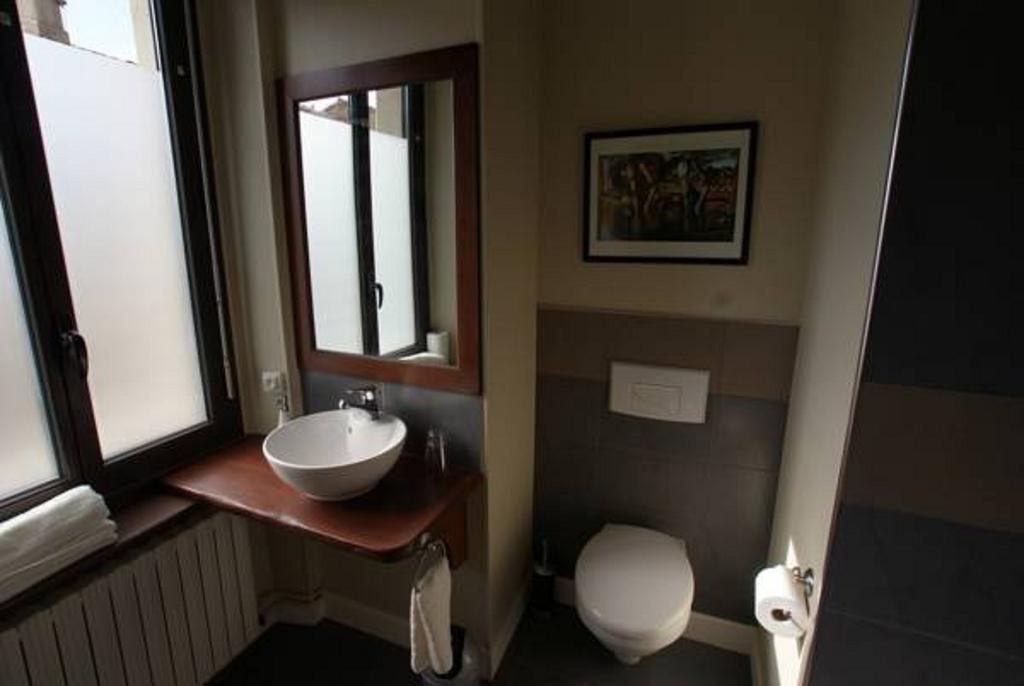 Carcassonne Guesthouse Bilik gambar